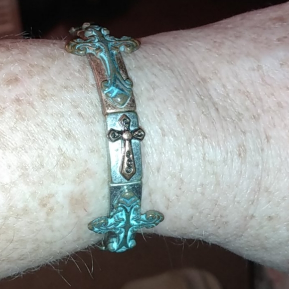 Tri colored bracket - Picture 3 of 6